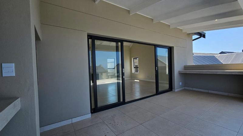 3 Bedroom Property for Sale in Outeniquasbosch Western Cape